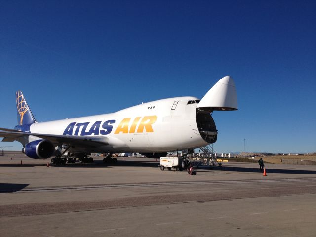 Boeing 747-400 (N496MC) - Getting ready to load some high end Porsches in through the nose.