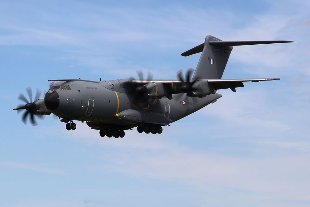 AIRBUS A-400M Atlas (F-RBAP) - CUJAS 95