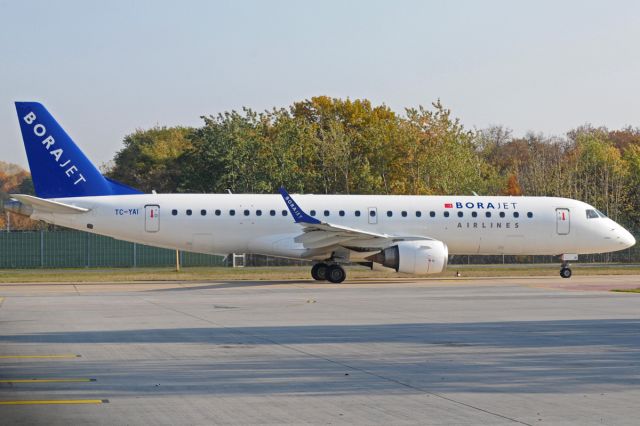 Embraer ERJ-190 (TC-YAI)