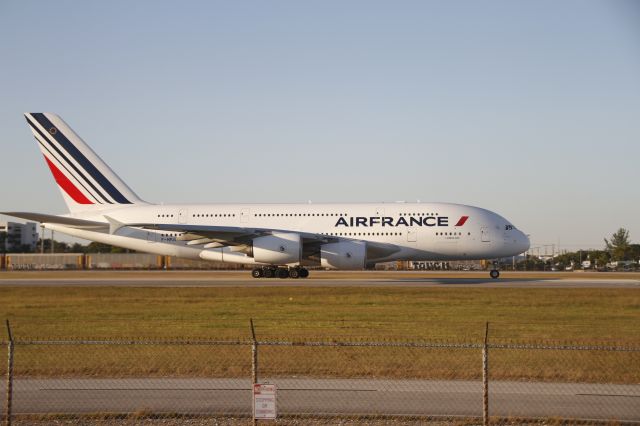 Airbus A380-800 (F-HPJA)