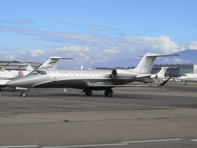 Bombardier Learjet 75 (SP-CUD)