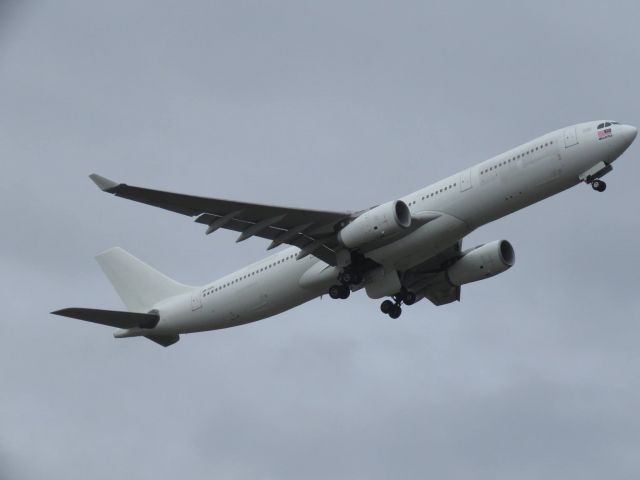 Airbus A330-300 (9M-XXA)