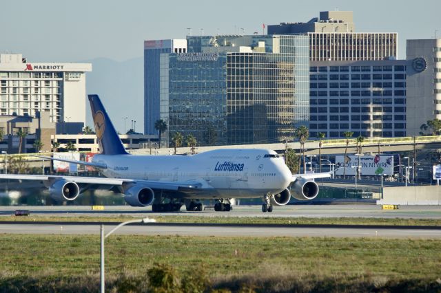 BOEING 747-8 (D-ABYG)