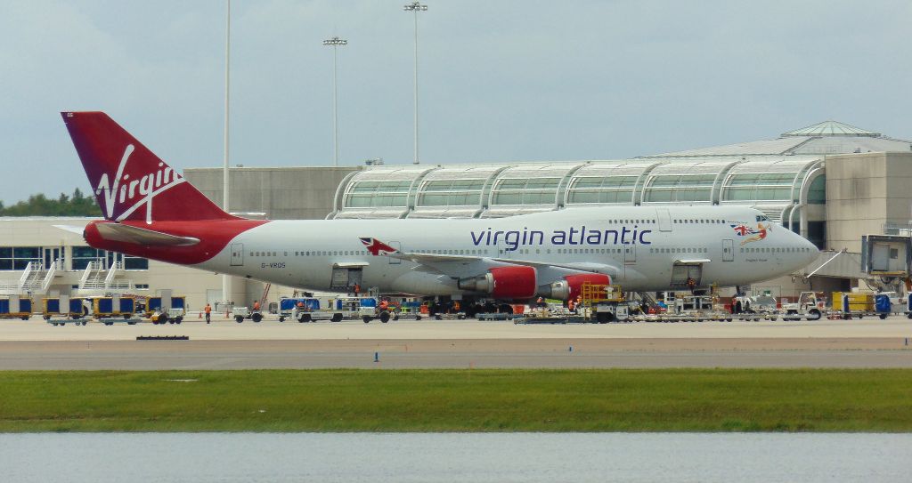 Boeing 747-400 (G-VROS)