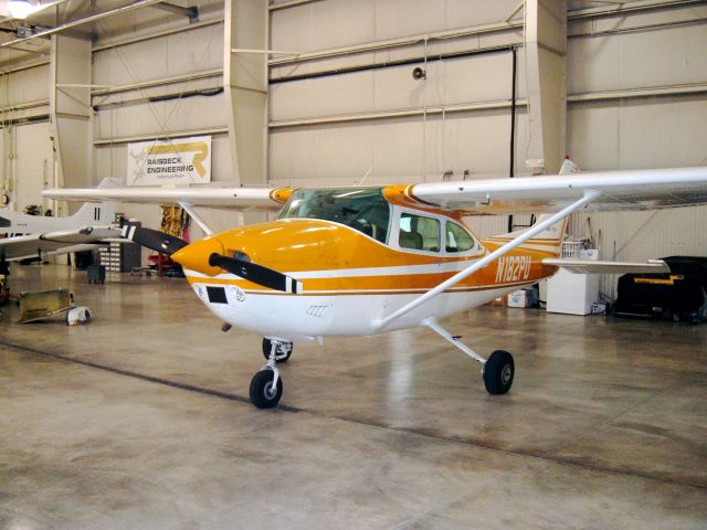 Cessna Skylane (N182PU) - 182 used by Purdue University for high performance endorsements