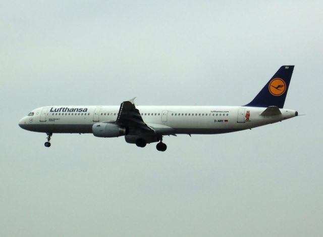 Airbus A321 (D-AIRY)