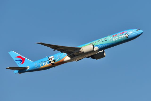 BOEING 777-300ER (B-2002) - 10-23-21