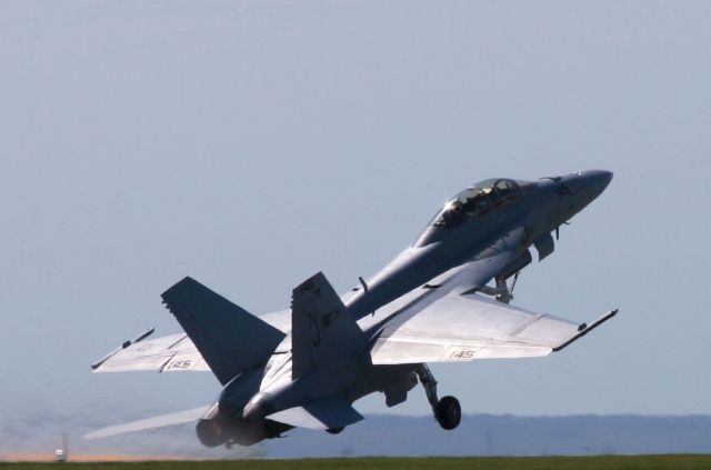 McDonnell Douglas FA-18 Hornet — - Moose Jaw Airshow