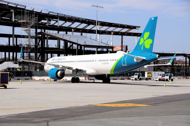 Airbus A321neo (EI-LRD) - A321neo