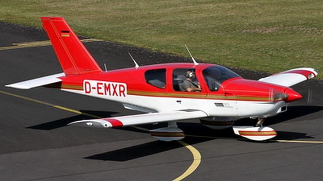 Socata TB-20 Trinidad (D-EMXR) - Taxi