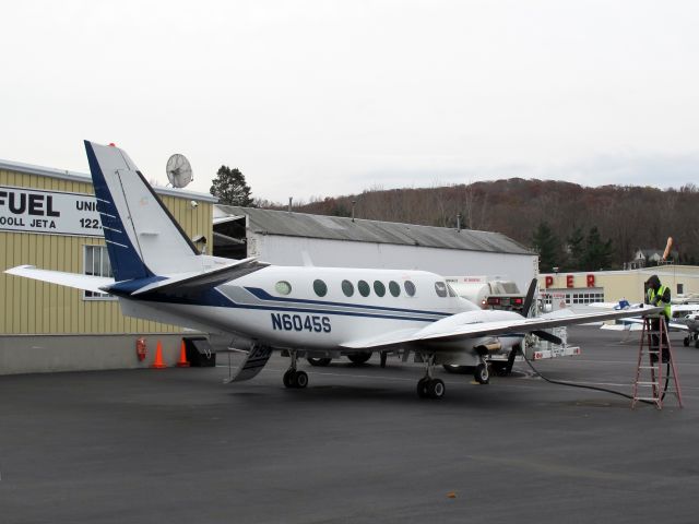 Beechcraft King Air 100 (N6045S) - King Air 100.