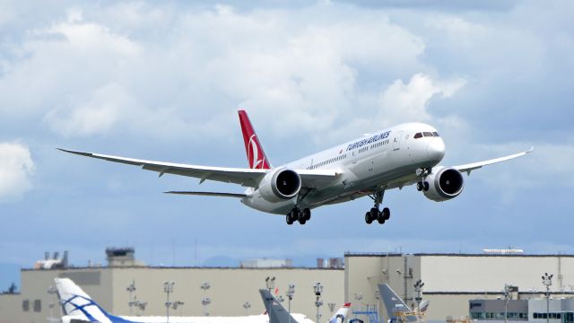 Boeing 787-9 Dreamliner (TC-LLM) - BOE231 on rotation from Rwy 16R after a touch-n-go on Rwy 16R during its B1 flight on 5.13.20. (ln 1001 / cn 65812).