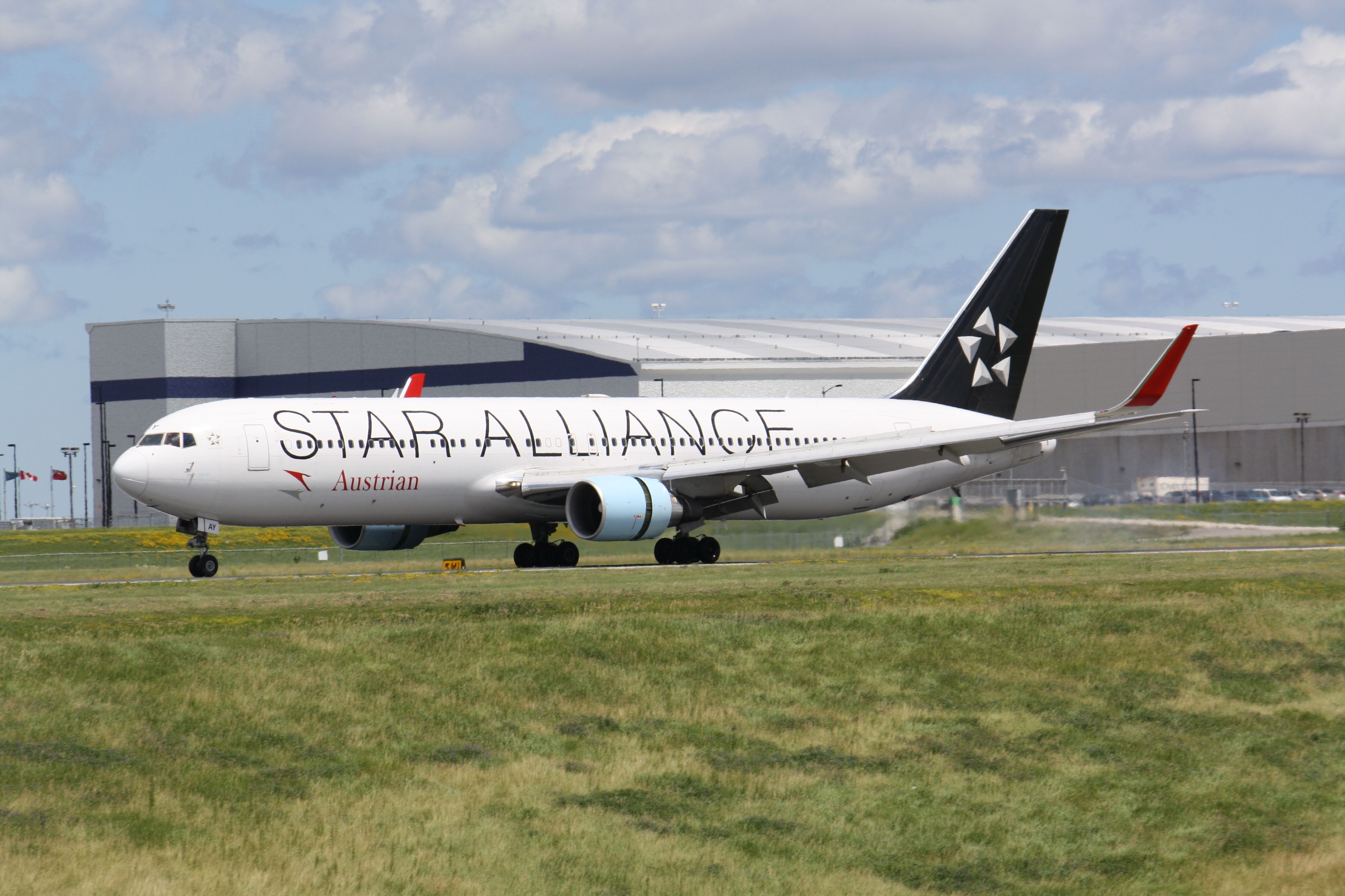 BOEING 767-300 (OE-LAY) - Landing AT Lester B.Pearson Intl Airport CYYZ/YYZ July 4,2009