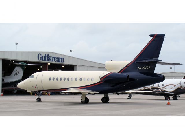 Dassault Falcon 900 (N66FJ) - A very good business jet: range, passenger comfort, short field performance and thee engine safety.
