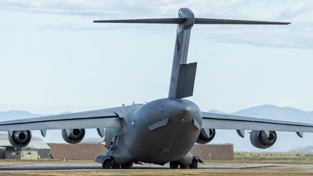 Boeing Globemaster III (A41202) - RAAF, C17, lines oup on runway 19, ready for take off. Note the hard rudder over position, a characteristic, it seems of McDonnell Douglas jet aircraft, about to take off.