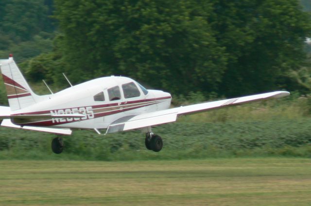 Piper Cherokee (N29535) - Landing at N56
