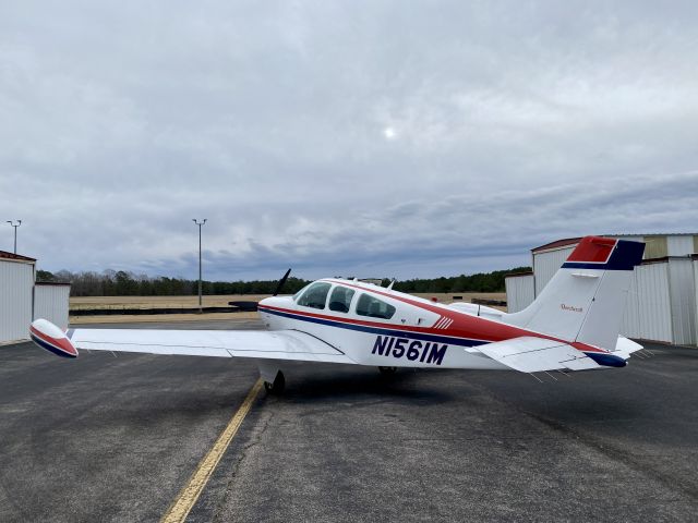 Beechcraft Bonanza (33) (N1561M)