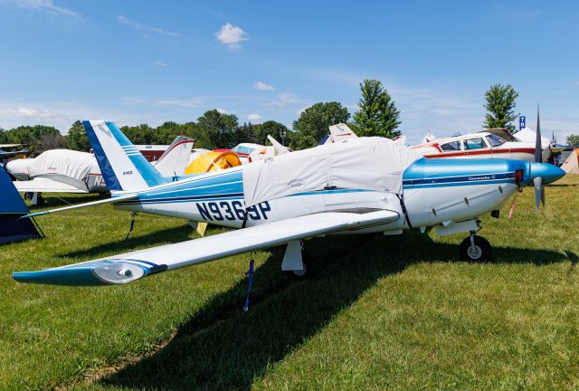 Piper PA-24 Comanche (N9369P)