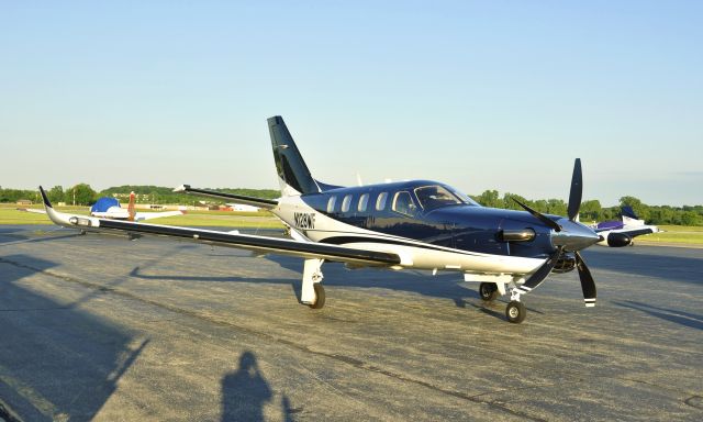 Socata TBM-850 (N128WF) - White Plains Socata TBM-850 N128WF in Ann Arbor Municipal