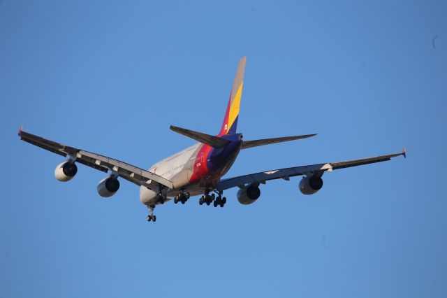 Airbus A380-800 (HL7634)
