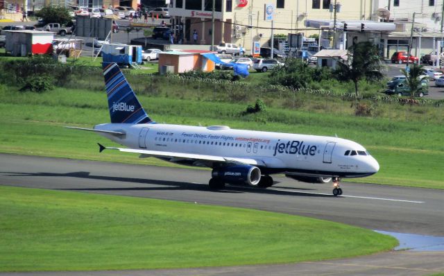 Airbus A320 (N649JB)