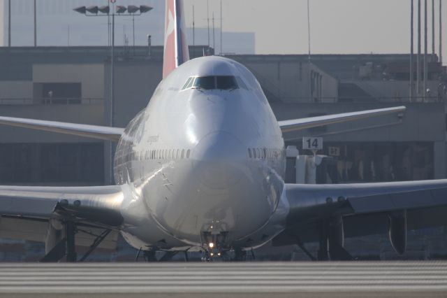 Boeing 747-400 (VH-OJS)