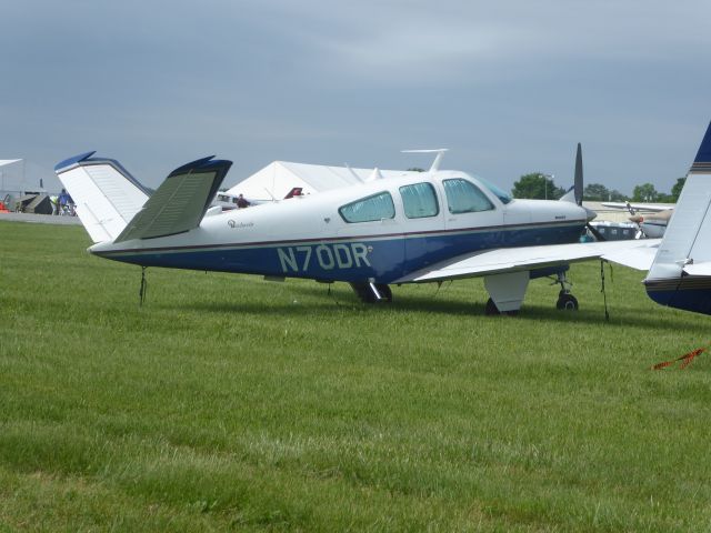 Beechcraft 35 Bonanza (N70DR)