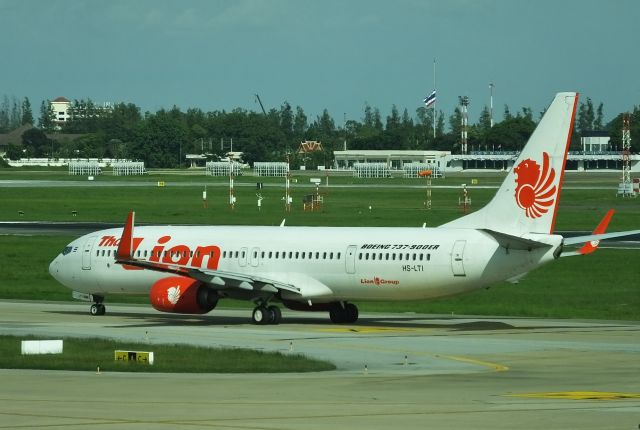 Boeing 737-900 (HS-LTI) - Taxing at DMK (2016/11/01)