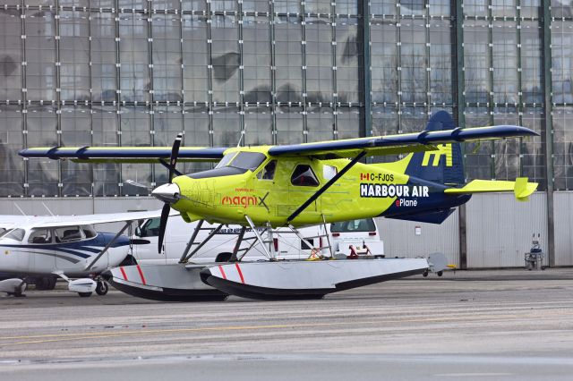 De Havilland Canada DHC-2 Mk1 Beaver (C-FJOS) - electric plane