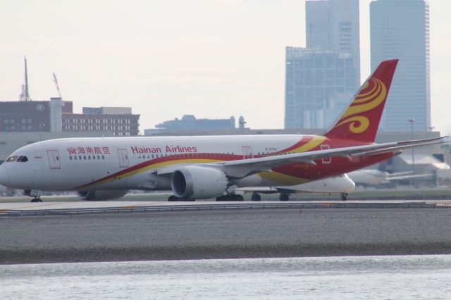 Boeing 787-9 Dreamliner (B-2759) - A nice catch of a Hainan 787-8 at Logan. 