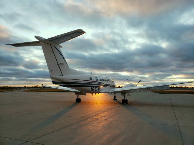 Beechcraft Super King Air 200 (N767WF)