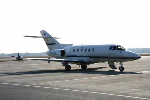 Hawker 800 (OE-GHU)