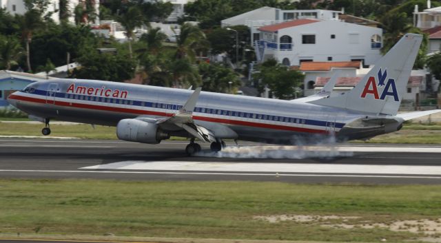 Boeing 737-800 (N919AN)