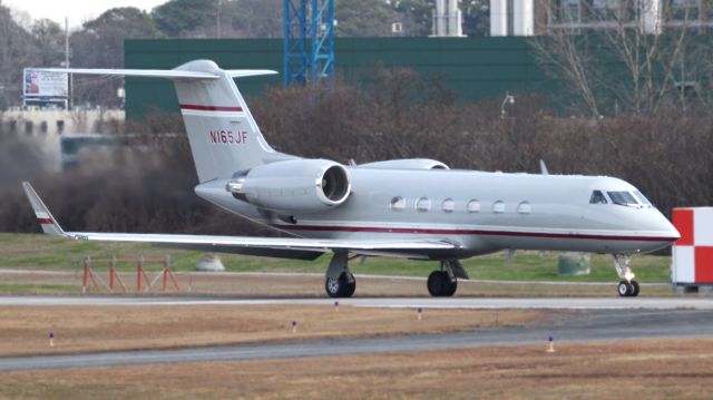 Gulfstream Aerospace Gulfstream IV (N165JF) - Beautiful Solairus Aviation G-IV lifting off Runway 21L.