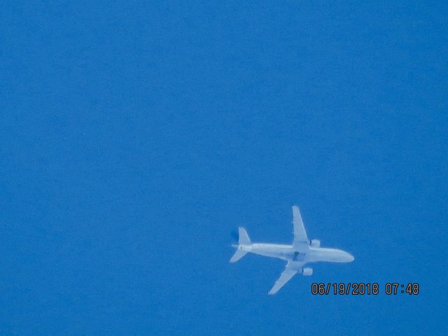 Embraer 170/175 (N643RW)