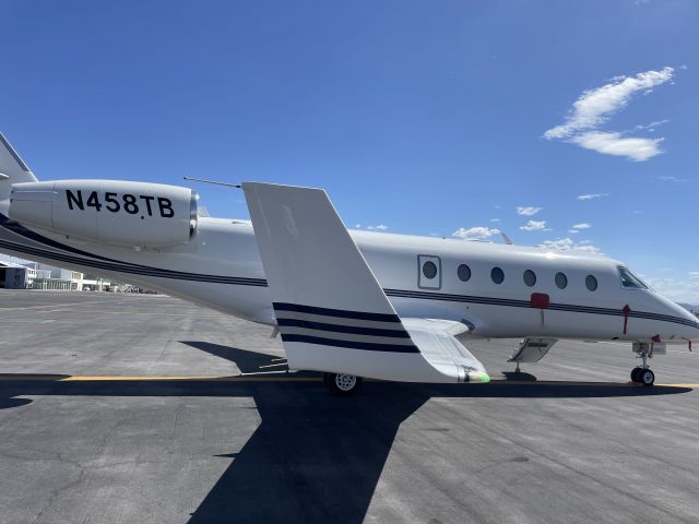 IAI Gulfstream G150 (N458TB) - First landing at wine country