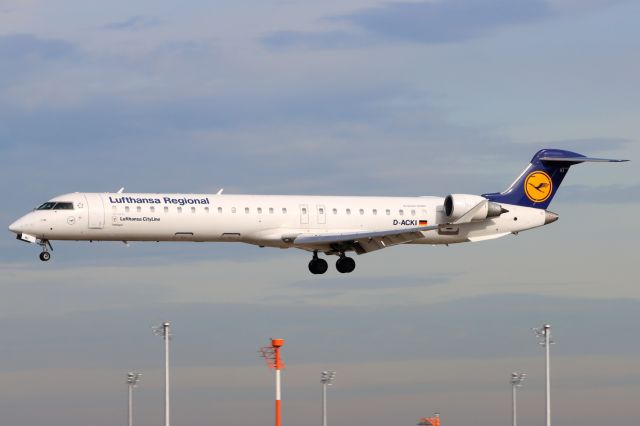 Canadair Regional Jet CRJ-900 (D-ACKI)