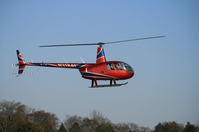 Robinson R-44 (N3184T) - Landing at Lebanon, TN 2010