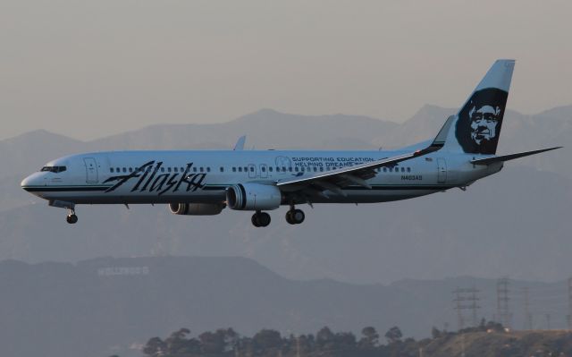 Boeing 737-900 (N403AS)