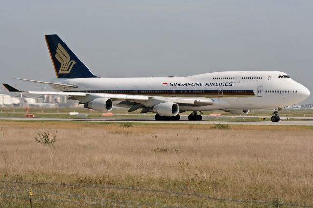 Boeing 747-400 (9V-SPJ)