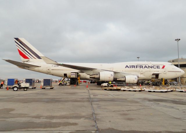 Boeing 747-400 (F-GEXB)