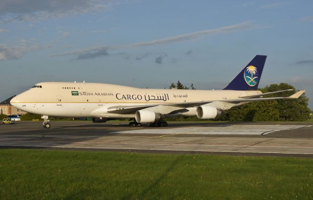 Boeing 747-400 (TF-AMI)