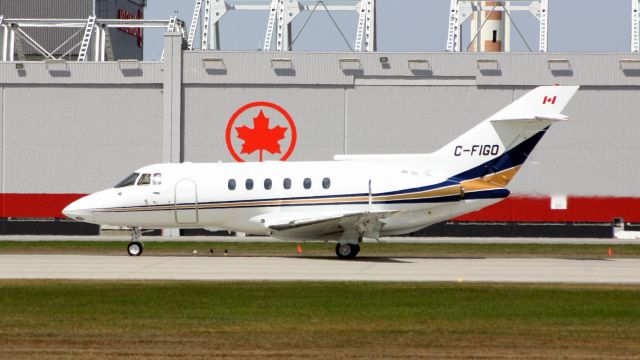 Hawker 800 (C-FIGO)