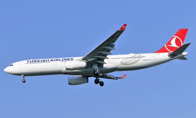 Airbus A330-300 (TC-JNK) - Photo taken on May 14, 2021