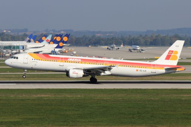 Airbus A321 (EC-ILO)