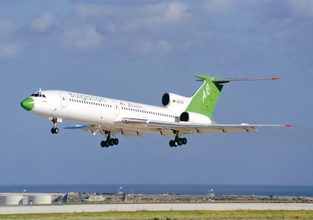 Tupolev Tu-154 (LZ-LCI)