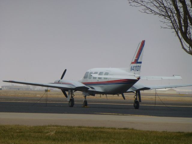 Piper Navajo (N41101)