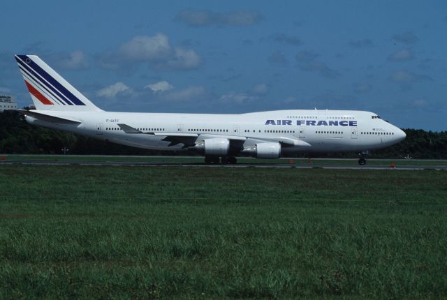 Boeing 747-400 (F-GITF) - Departure at Narita Intl Airport Rwy16 on 1992/08/21