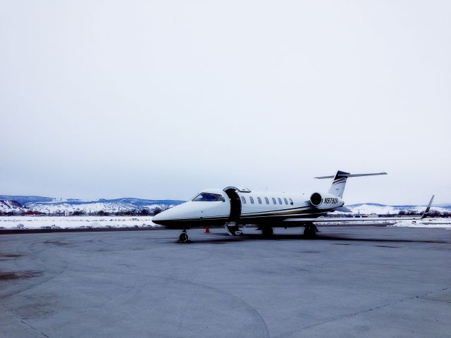 Learjet 45 (N979DR)