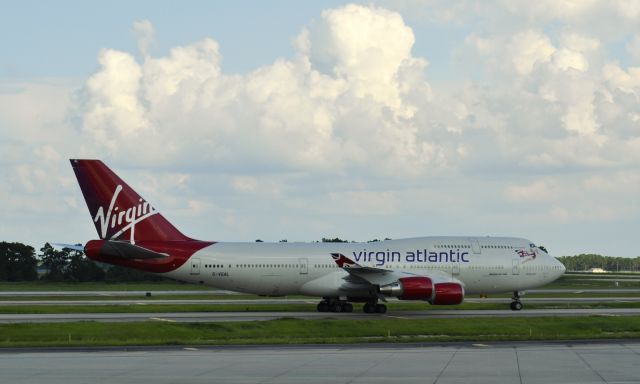 Boeing 747-400 (G-VGAL) - Virgin Atlantic - Jersey Girl - Boeing 747-443 G-VGAL in Orlando International Airport